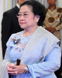 Can PDI-P maintain party cohesion in the face of Megawati’s charismatic hold over the party leadership? Image from Wikimedia Commons.