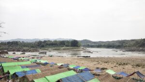 Concerns over environmental and social impacts have led to the suspension of Myitsone Dam project, which was planned to be built at the confluence of the Mali and N'mai rivers in northern Myanmar. Image source: Thawng, CC BY-SA 4.0, via Wikimedia Commons. Concerns over environmental and social impacts have led to the suspension of Myitsone Dam project, which was planned to be built at the confluence of the Mali and N'mai rivers in northern Myanmar. Image source: Thawng, CC BY-SA 4.0, via Wikimedia Commons.